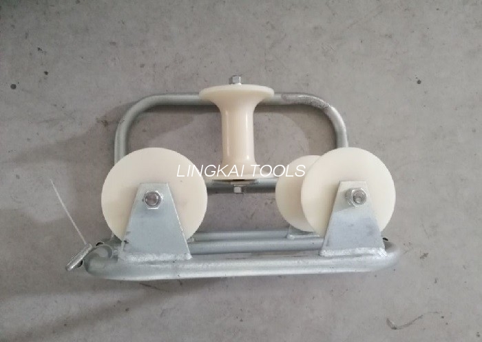 Gravis Officium Galvanized Triple Corner Cable Roller Cable Guide Pulley Steel Frame